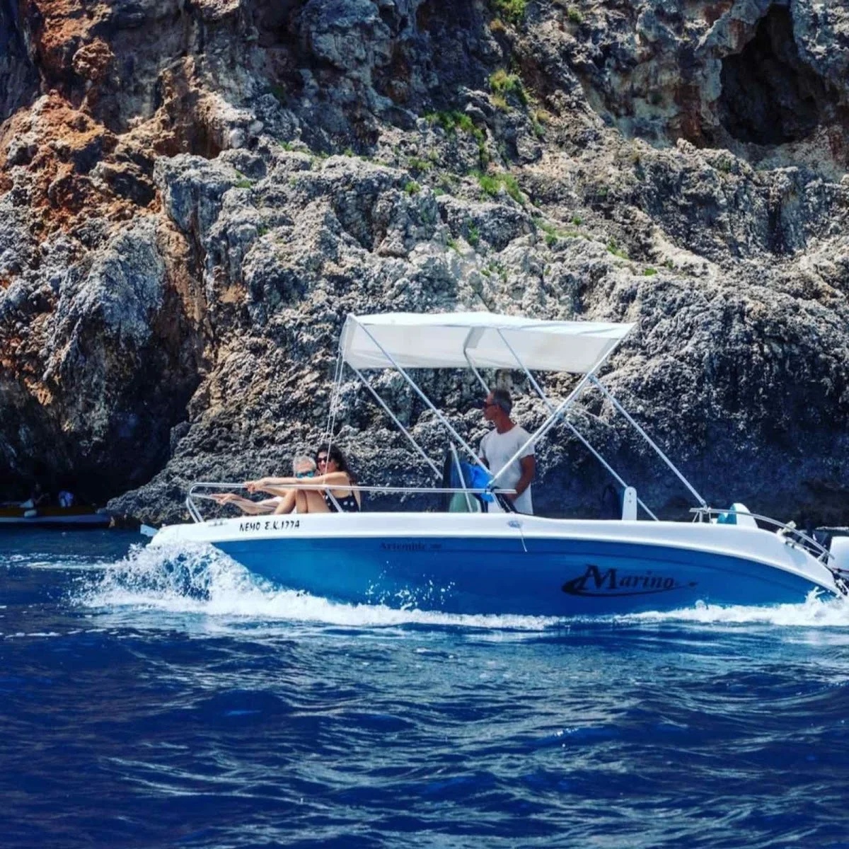 Blue Lagoon Corfu- Rent a Boat paleokastritsa Corfu- Boat trips with a skipper-Trips to the Caves