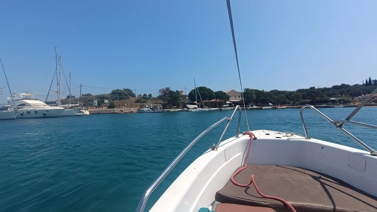 Ενοικιάσεις σκαφών Blue Sea Rent Boat - Ελένη Θεοδωρακοπούλου - Μπεκίρη - 2